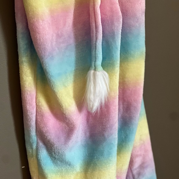 Unicorn onesie 🦄 - Picture 7 of 8